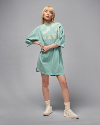 【Nike】★ワンピース★ Jordan Flight Women's T-Shirt Dress Jordan Flight Women's T-Shirt Dress. Nike.com